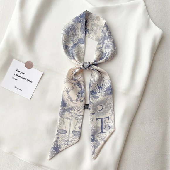 Geometric print initial T twilly scarf - Picture 1 of 3